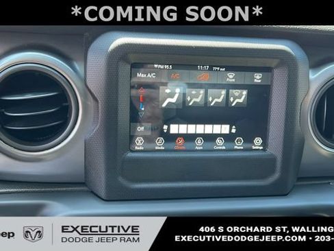 Used 2023 Jeep Wrangler Sport AWD/4WD image 15