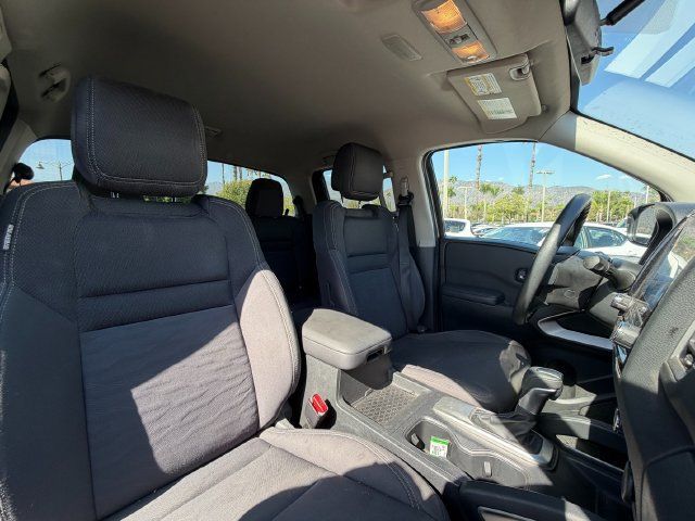 Used 2024 Nissan Frontier SV RWD image 28
