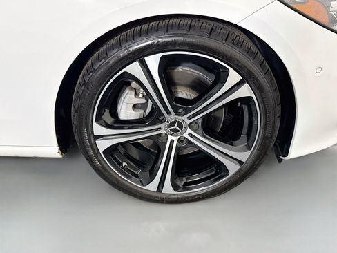 Used 2022 Mercedes-Benz C 300 Sedan w/ Exclusive Trim Package image 32