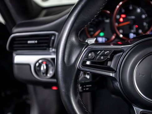 Used 2018 Porsche 911 Carrera S RWD image 34