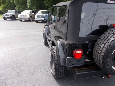 Used 2005 Jeep Wrangler X w/ Rocky Mountain Edition Group AWD/4WD image 4