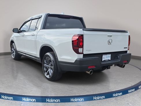 Certified 2023 Honda Ridgeline Sport image 8
