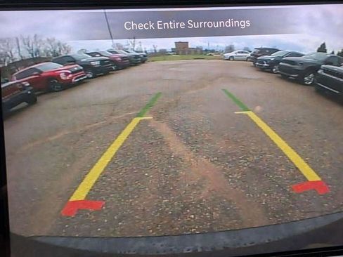 Certified 2023 Chrysler Pacifica Touring-L FWD image 24
