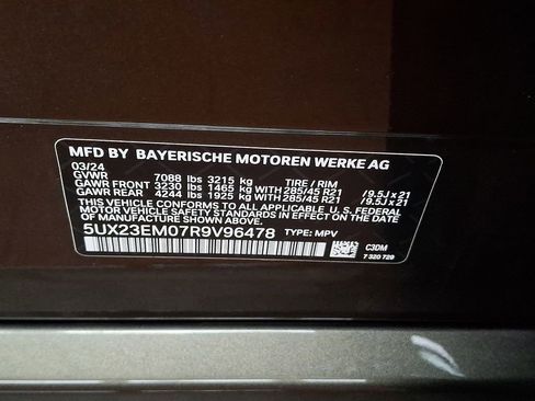 Used 2024 BMW X7 xDrive40i w/ M Sport Package AWD/4WD image 25