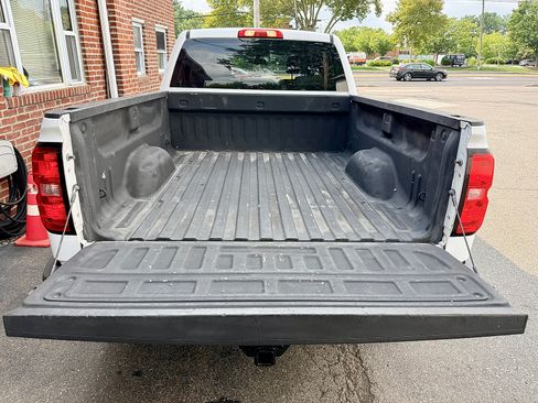 Used 2018 Chevrolet Silverado 2500 W/T AWD/4WD image 34