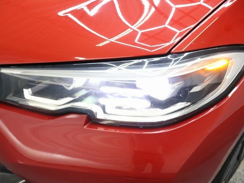 Used 2019 BMW 330i Sedan image 31