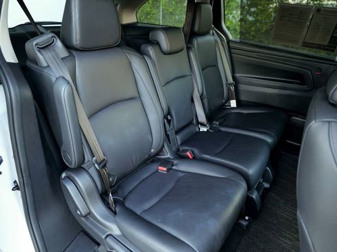 Used 2025 Honda Odyssey EX-L image 30