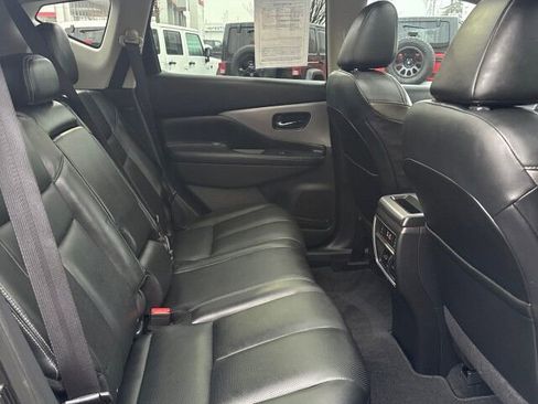 Used 2019 Nissan Murano SL image 16
