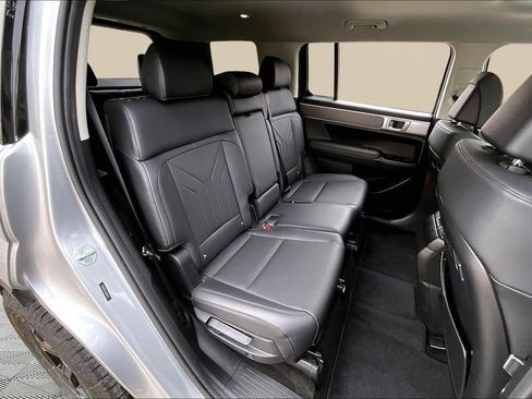 Used 2025 Hyundai Santa Fe XRT image 27