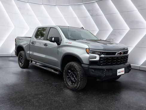 Used 2024 Chevrolet Silverado 1500 ZR2 w/ ZR2 Bison Edition AWD/4WD image 1