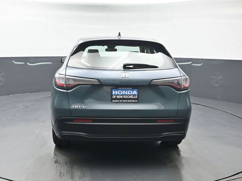 Used 2024 Honda HR-V LX image 5