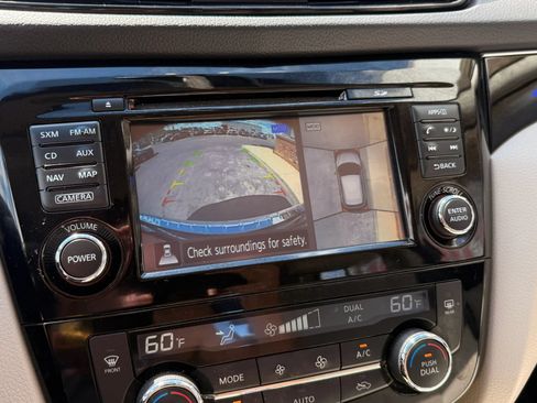 Used 2017 Nissan Rogue Sport SL AWD/4WD image 19