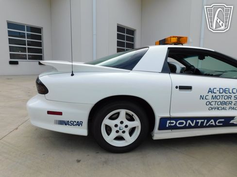 Used 1994 Pontiac Firebird Coupe RWD image 28