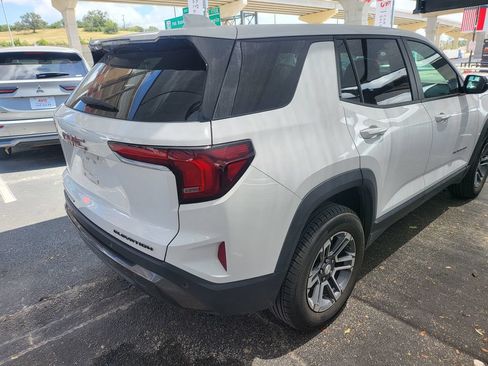 Used 2025 GMC Terrain Elevation AWD/4WD image 9