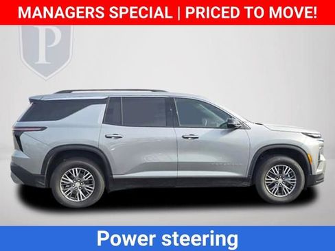 New 2026 Chevrolet Traverse LT image 4