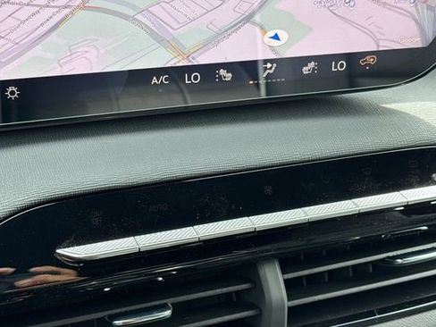 New 2026 Buick Enclave Sport Touring w/ Power Package FWD image 26