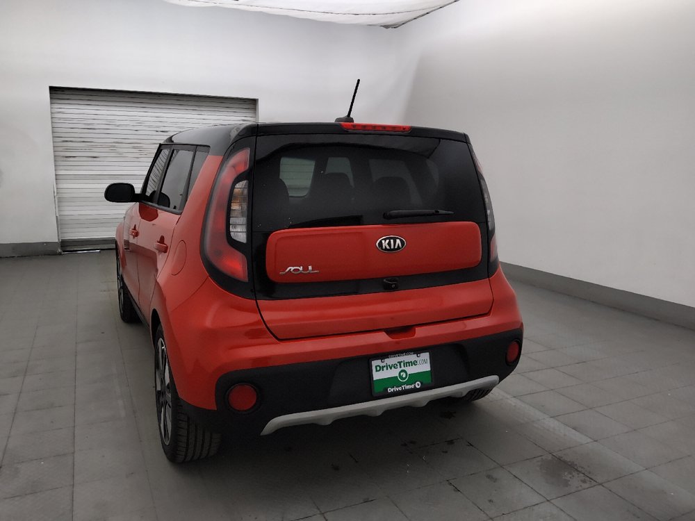 Used 2019 Kia Soul + FWD image 5