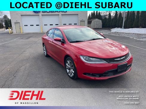 Used 2016 Chrysler 200 S w/ Comfort Group image 1