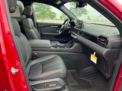 New 2025 Honda Pilot TrailSport image 33