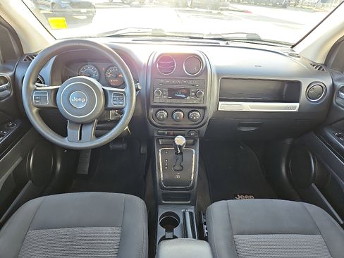 Used 2016 Jeep Compass Sport w/ Power Value Group image 7