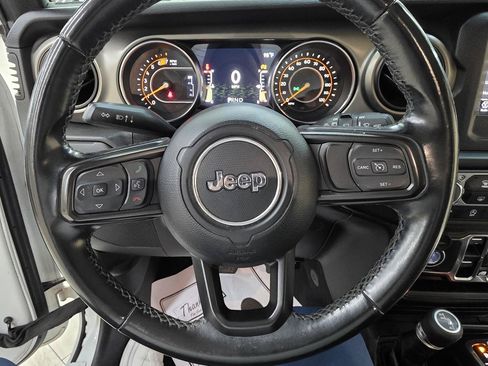Used 2021 Jeep Wrangler Unlimited Sport AWD/4WD image 27