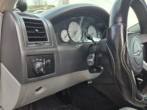 Used 2006 Chrysler 300 Touring image 12