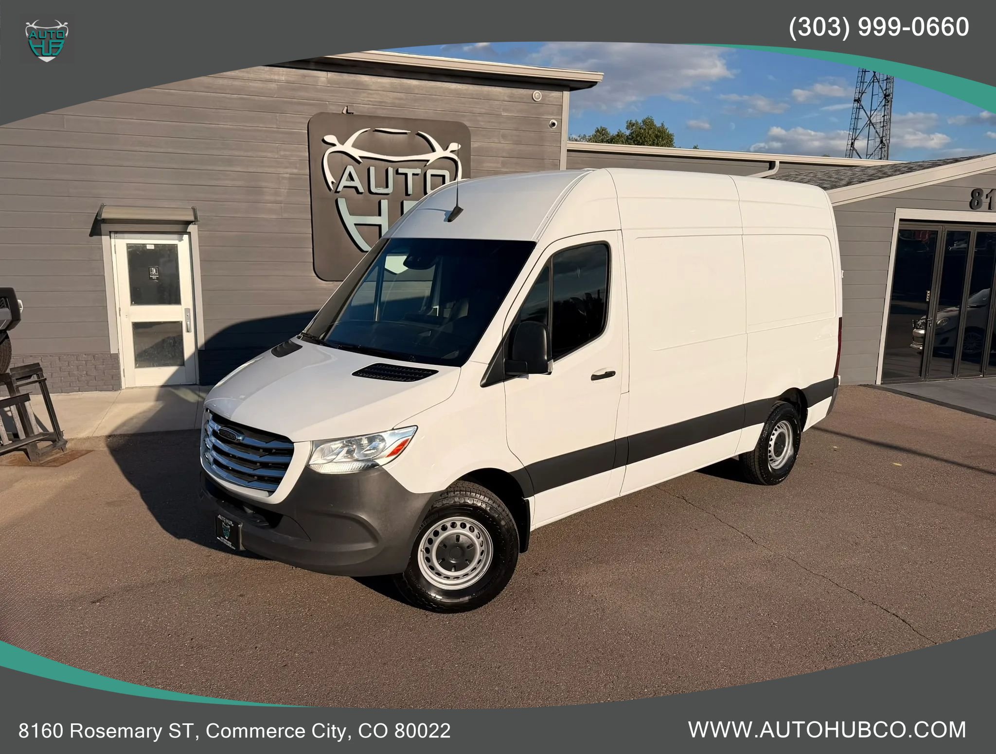 Used 2021 Freightliner Sprinter 2500 RWD image 2