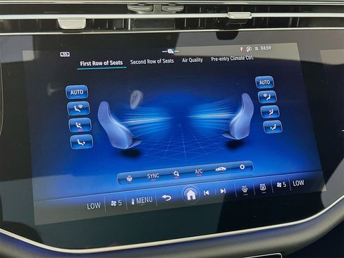 New 2026 Mercedes-Benz E 53 AMG e 4MATIC Sedan image 17