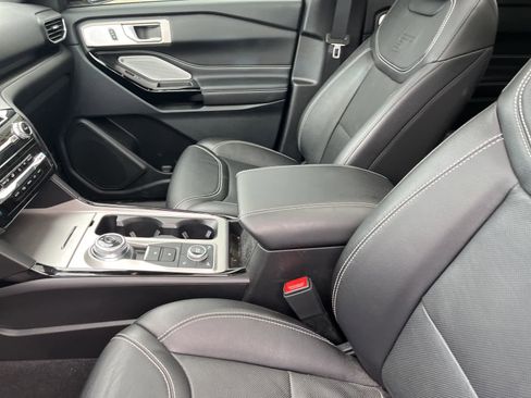 Used 2024 Ford Explorer ST w/ Equipment Group 401A image 26