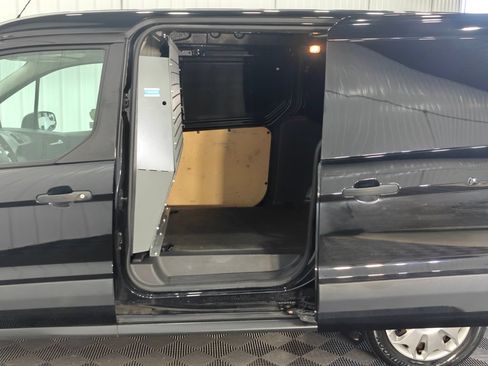 Used 2017 Ford Transit Connect XLT FWD image 28