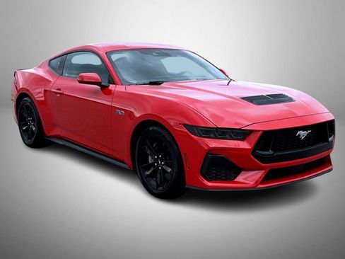 Used 2026 Ford Mustang GT RWD image 3