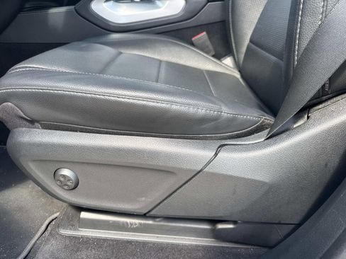 Used 2022 Mercedes-Benz GLS 450 4MATIC image 17