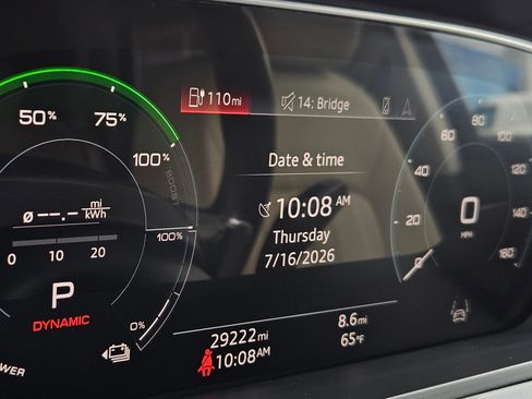 Used 2024 Audi Q8 e-tron Premium Plus w/ Premium Plus Package AWD/4WD image 12
