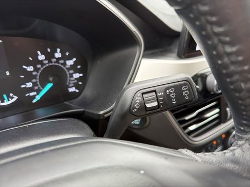 Used 2020 Ford Escape SEL image 46