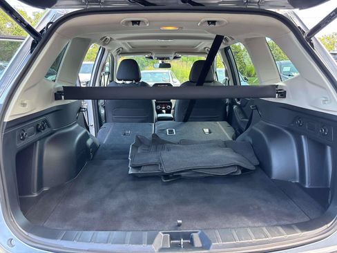 Used 2023 Subaru Forester Premium AWD/4WD image 19