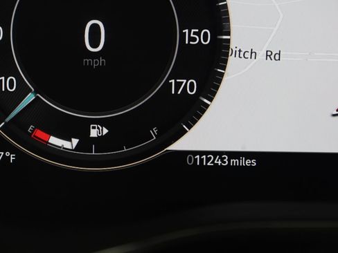 Used 2024 Jaguar XF R-Dynamic SE image 46