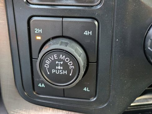 New 2025 Ford F150 King Ranch w/ FX4 Off-Road Package image 25