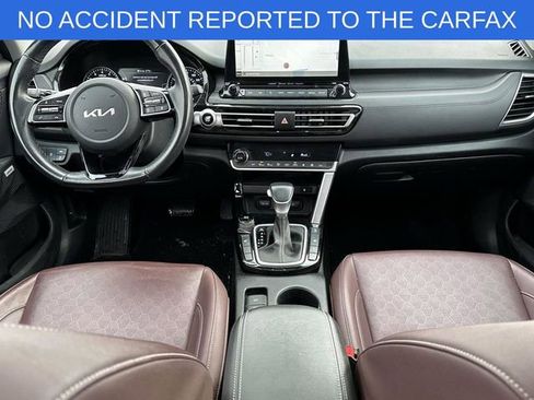 Used 2022 Kia Seltos SX w/ Sunroof Package image 12