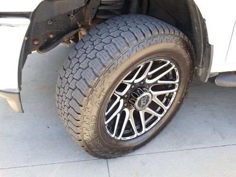 Used 2022 RAM 2500 Big Horn AWD/4WD image 35