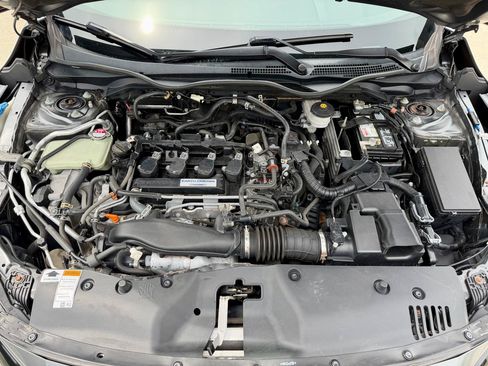 Used 2018 Honda Civic Sport image 13