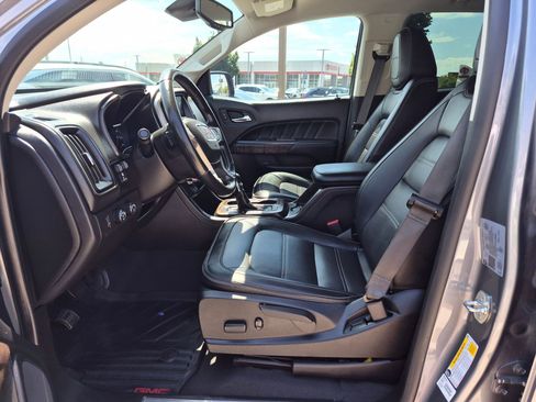 Used 2022 GMC Canyon Denali AWD/4WD image 17