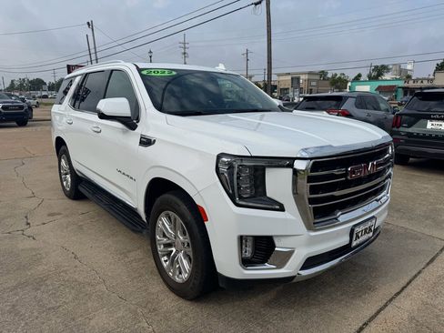 Used 2022 GMC Yukon SLT w/ SLT Premium Package RWD image 7