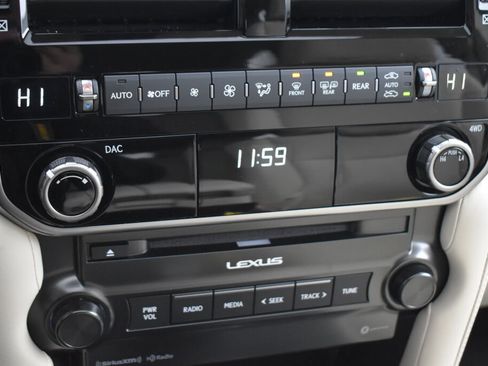 Used 2022 Lexus GX 460 Premium image 12