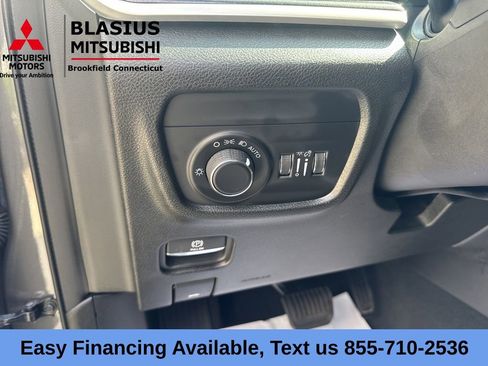 Used 2023 Jeep Grand Cherokee Altitude AWD/4WD image 25