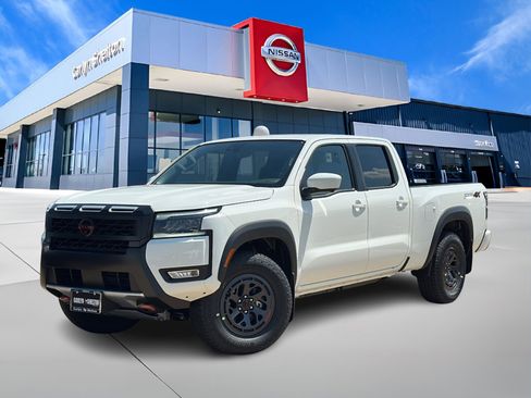 New 2026 Nissan Frontier PRO-4X w/ Pro-4x Convenience Package image 1