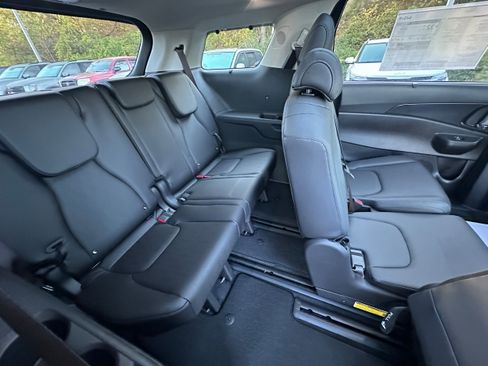 New 2026 Kia Carnival SX image 27