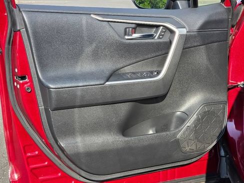 Used 2021 Toyota RAV4 Limited AWD/4WD image 19
