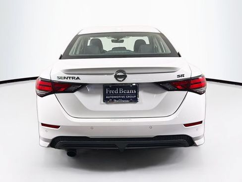 Certified 2023 Nissan Sentra SR w/ SR Premium Package FWD image 8