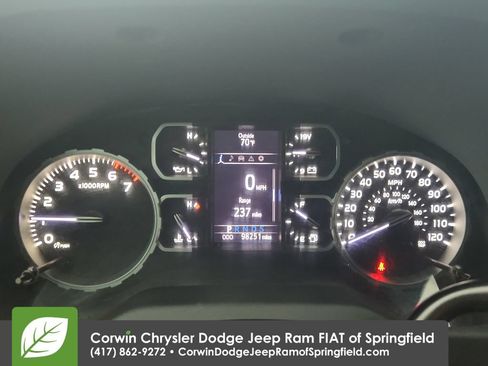 Used 2019 Toyota Tundra SR5 AWD/4WD image 23