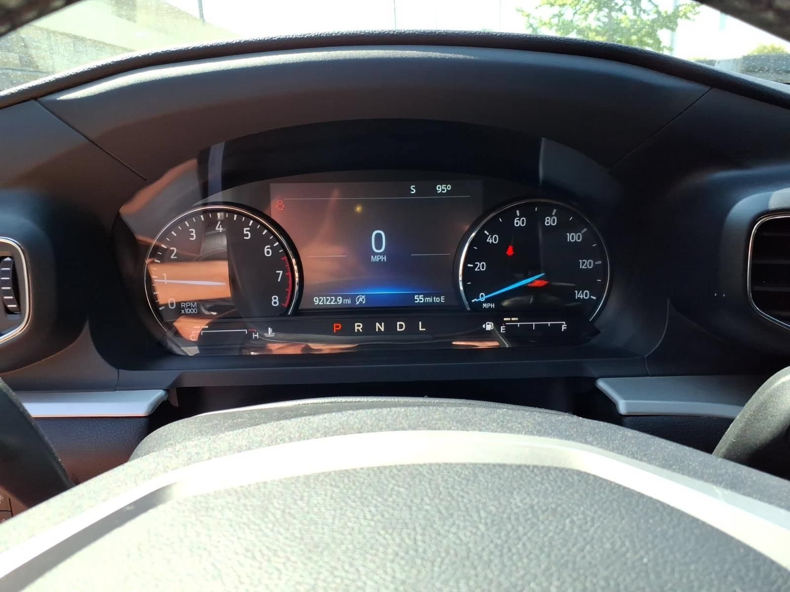 Used 2021 Ford Explorer XLT w/ Equipment Group 202A AWD/4WD image 21